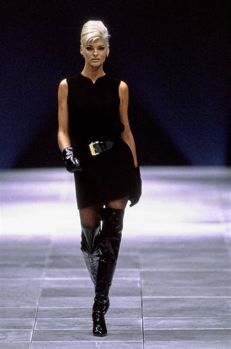 versace 1991 fall fashion show|donatella versace outfits.